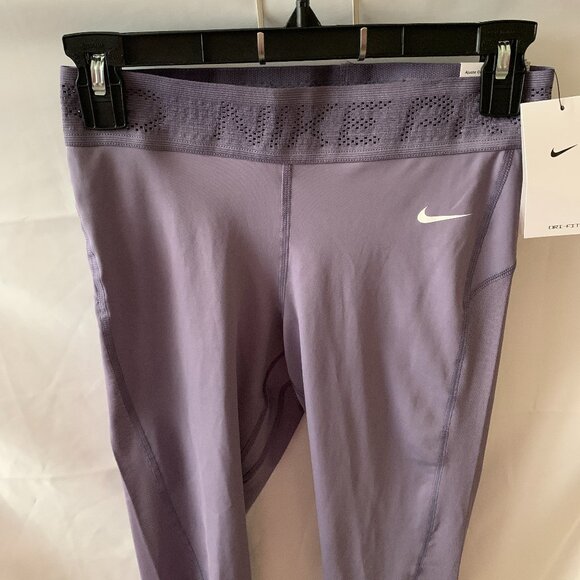 NIKE PRO Training Dri-Fit Mid Rise 7/8 Mesh Leggings in Purple Sz SMALL - Picture 4 of 9